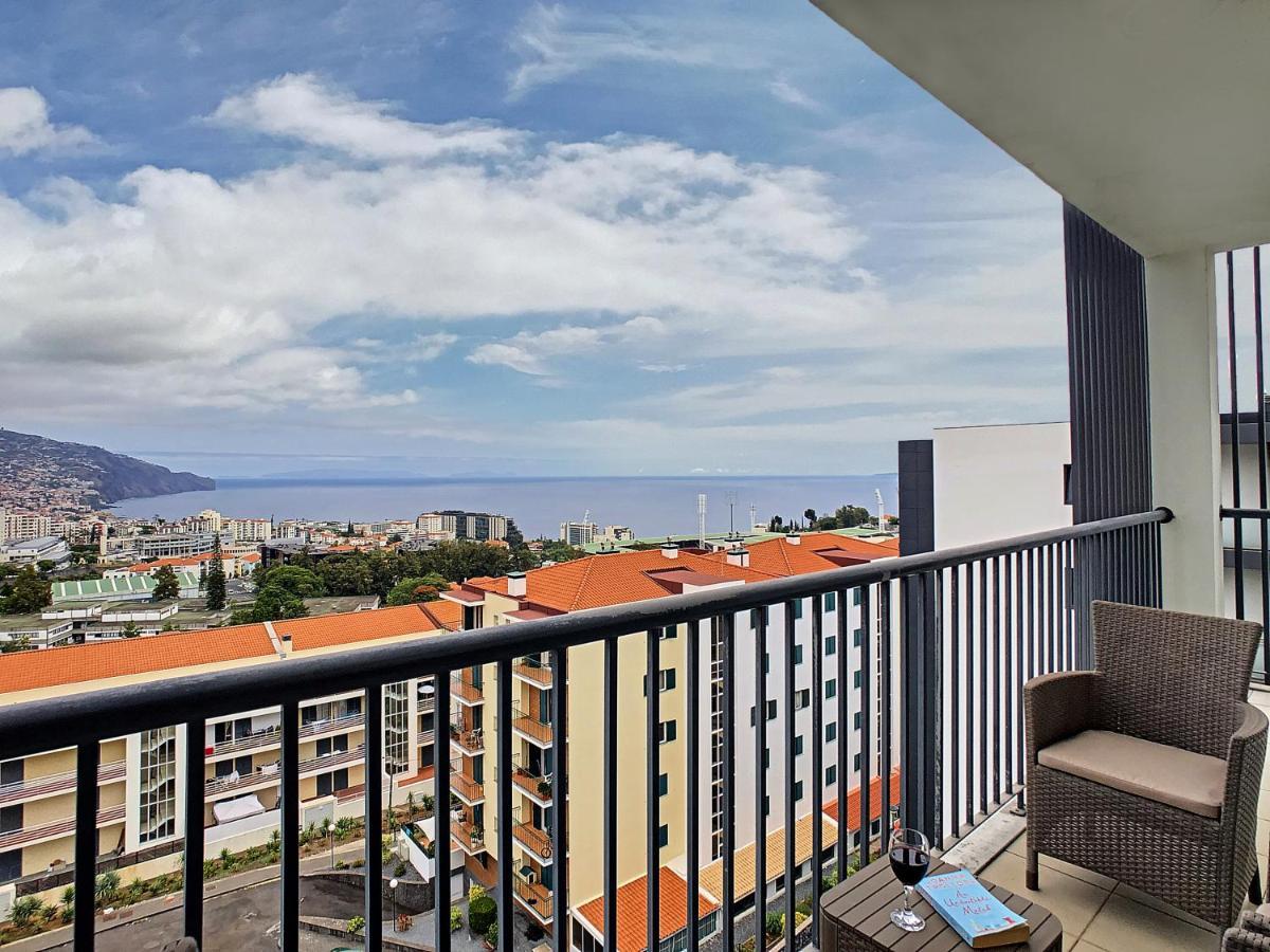 Gemini Apartment By Lovelystay Funchal  Bagian luar foto